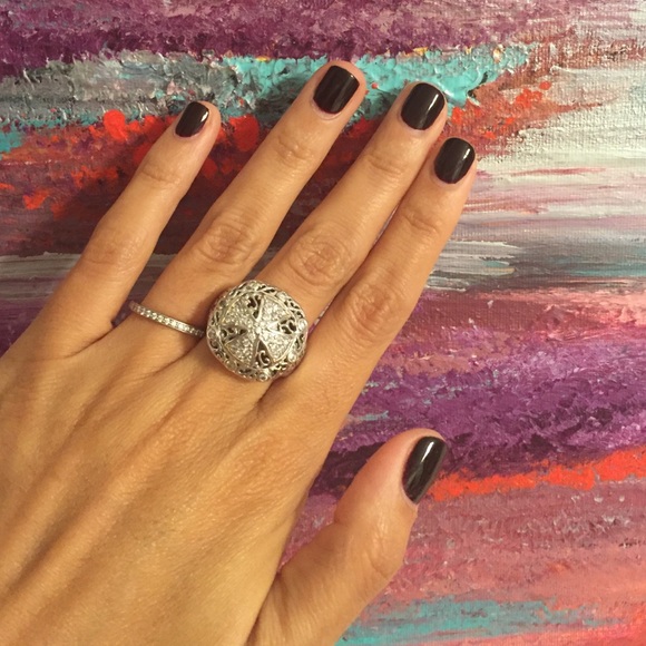 ✨ classy✨ cocktail ring with rhinestones