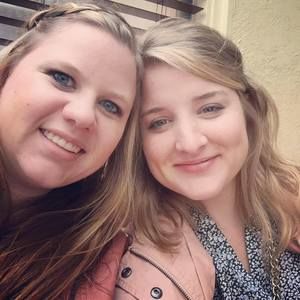 Meet your Posher, Leighanna