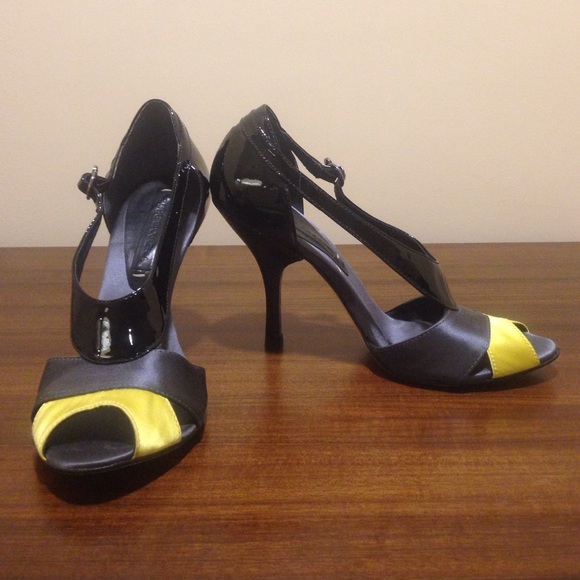 BCBG Max Azria Heels