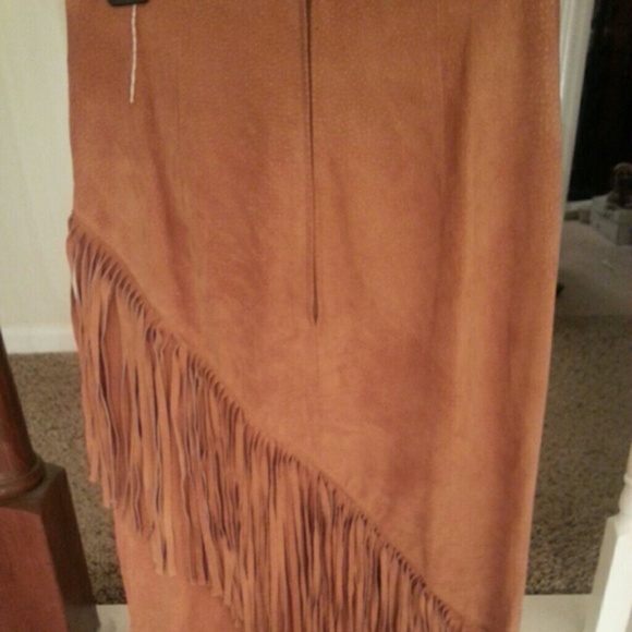 Chestnut genuine leather fringe skirt SOLD - Picture 2 of 4