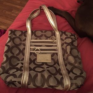 Authentic Coach Poppy Purse