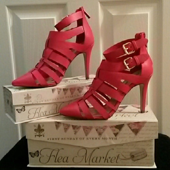 *SALE* NEW Red gladiator heels NWOT