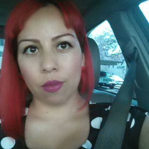 Meet your Posher, Adriana