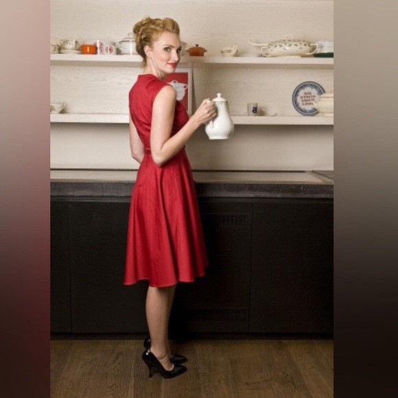 Pinup Couture Heidi Dress Red Sateen XS PUG PUC - Picture 3 of 4