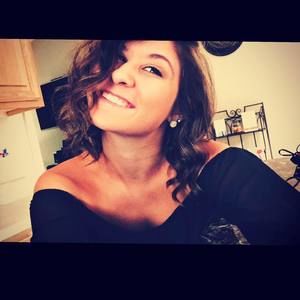 Meet your Posher, Marisa