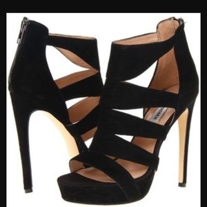 Steve Madden black high heel