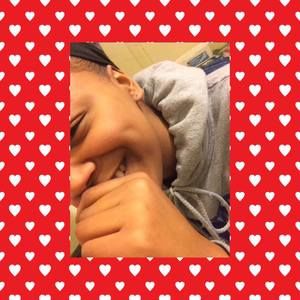 Meet your Posher, Destinee