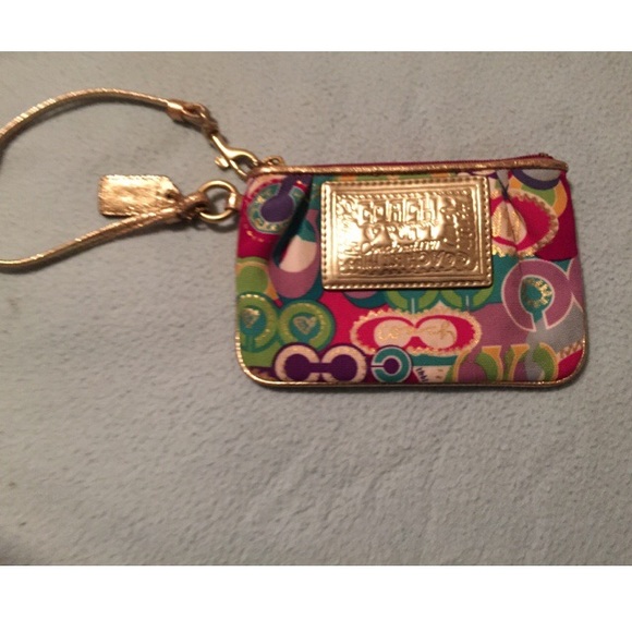 Coach poppy wristlet