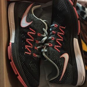 Womens Nike Vomero's