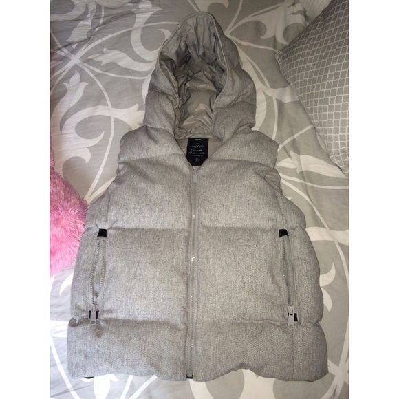 GAP down feather vest