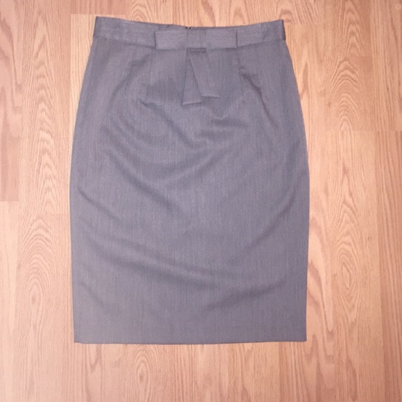 Forever 21 gray pencil skirt