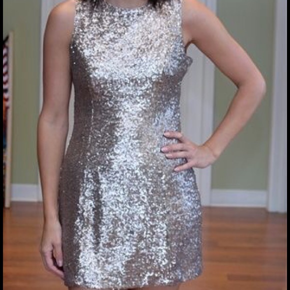 Esley sequin dress perfect for holidays/New Years! - Picture 1 of 4