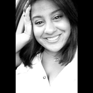 Meet your Posher, Alyssa