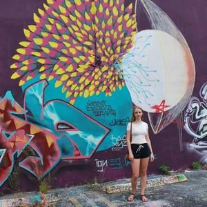 Meet your Posher, Ellery