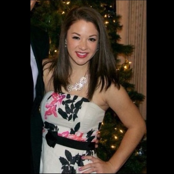 Meet your Posher, Bailey - Picture 1 of 1