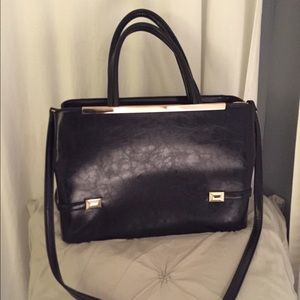 😍Faux Leather Tote😍