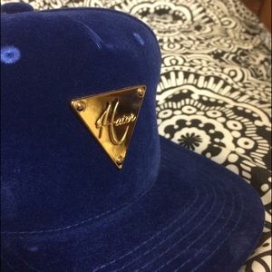 Hater Top Velvet SnapBack (Men/Women)