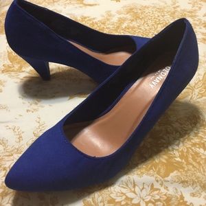 Blue suede low heels