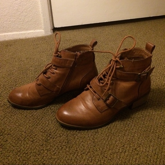 Forever 21 brown ankle Boots