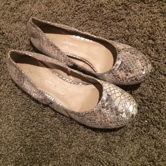 Jessica Simpson Shoes - Silver snakeskin flat
