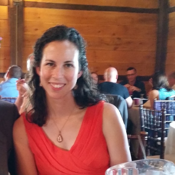 Meet your Posher, Sabrina - Picture 1 of 1