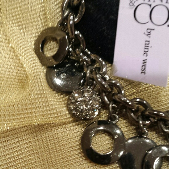 Nine & Co. gunmetal rhinestone dangle bracelet! - Picture 2 of 4