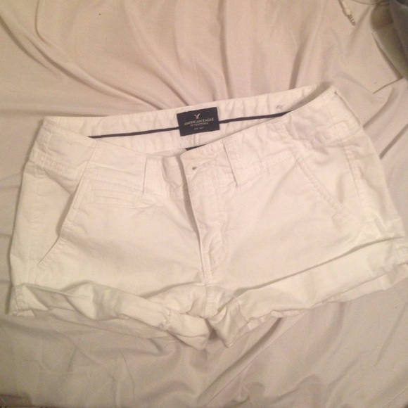 Short shorts! - Picture 1 of 4