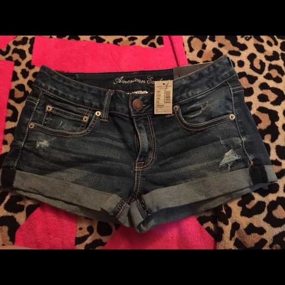 American eagle shortie shorts size 8 brand new
