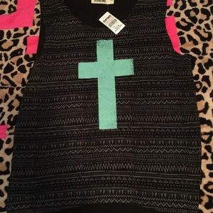 Zumiez sleeveless top large. New !