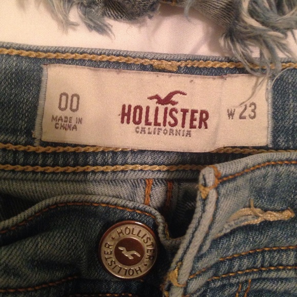 Short shorts/ high wasted shorts! - Picture 3 of 4