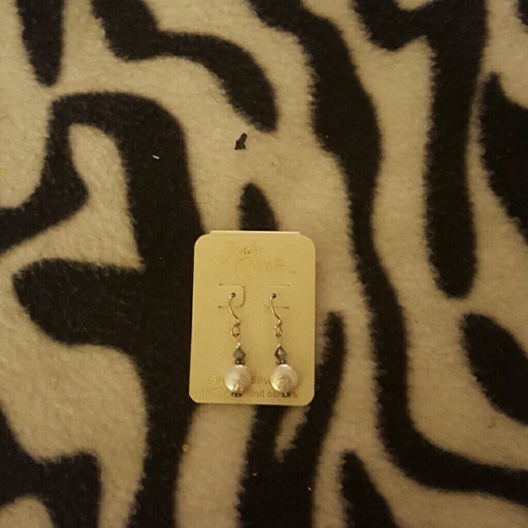 Beautiful sterling silver earings