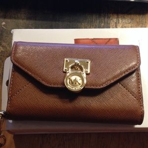 Authentic Michael Kors Wallet Clutch