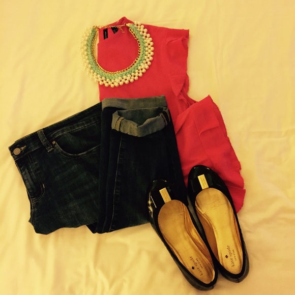 Mango Blouse in Shocking Pink - Picture 1 of 3