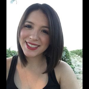 Meet your Posher, Juli