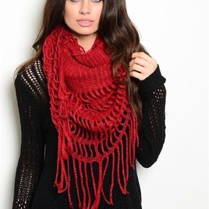 Red fringe scarf!✨❤️