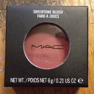Authentic Mac blush in fever