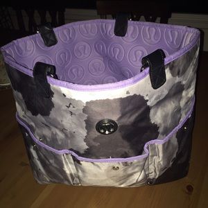 Lululemon large tote