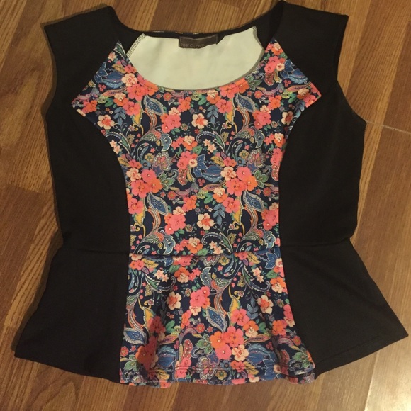 Pink clove Tops - Floral Peplum Top