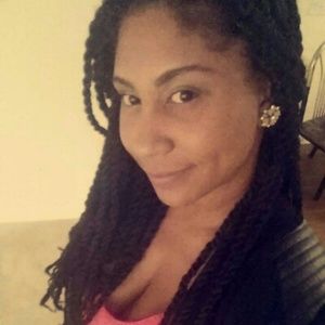 Meet your Posher, Devin