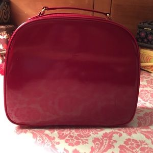 Elizabeth Arden, Travel Makeup Carrier