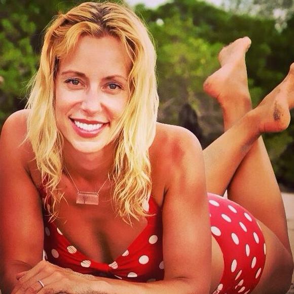 Meet your Posher, Amber - Picture 2 of 2