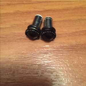 Black 2g Gauges