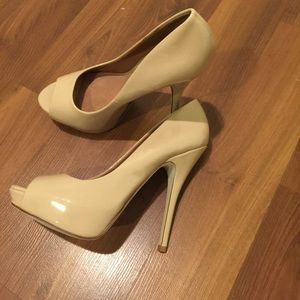 Aldo nude heels