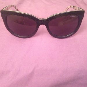 Vogue Cat-eye Sunglasses