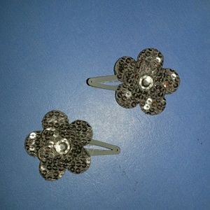 Flower sequin hair clips