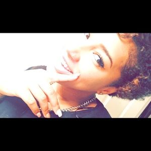 Meet your Posher, Keara