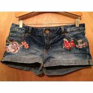Express Embroidered floral shorts
