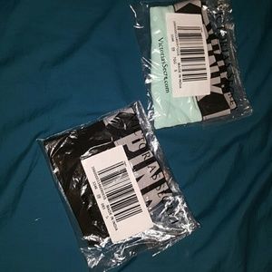 Small || 2 VS PINK Black and Mint Cheeksters ||