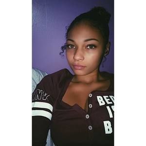 Meet your Posher, Jade