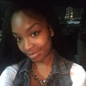 Meet your Posher, Krystal